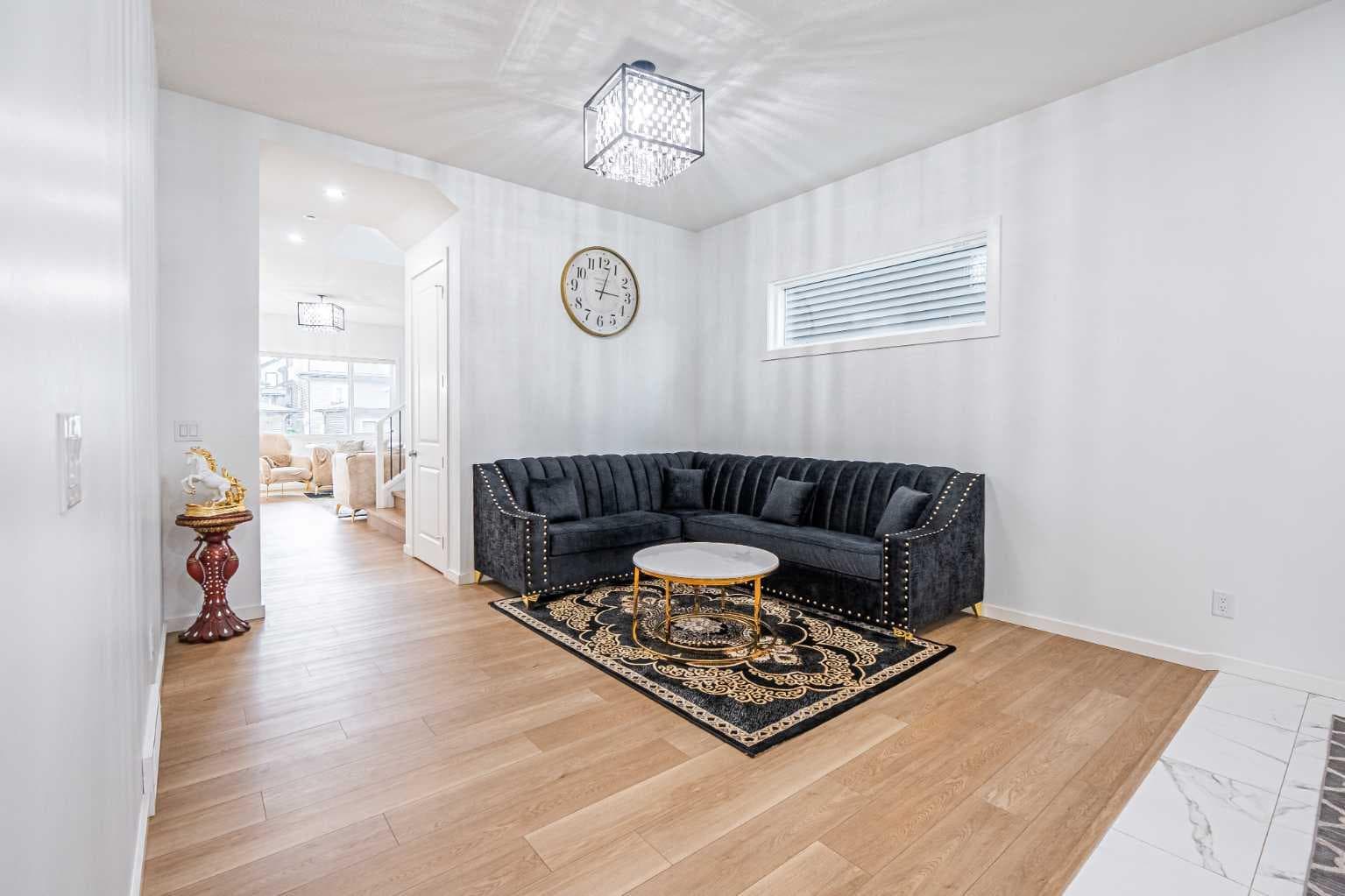 2325 Lancaster Heights SE — photo 4