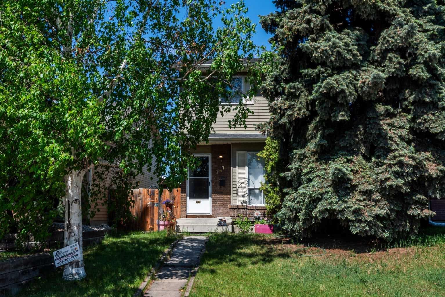 167 Erin Mount Place SE — photo 1