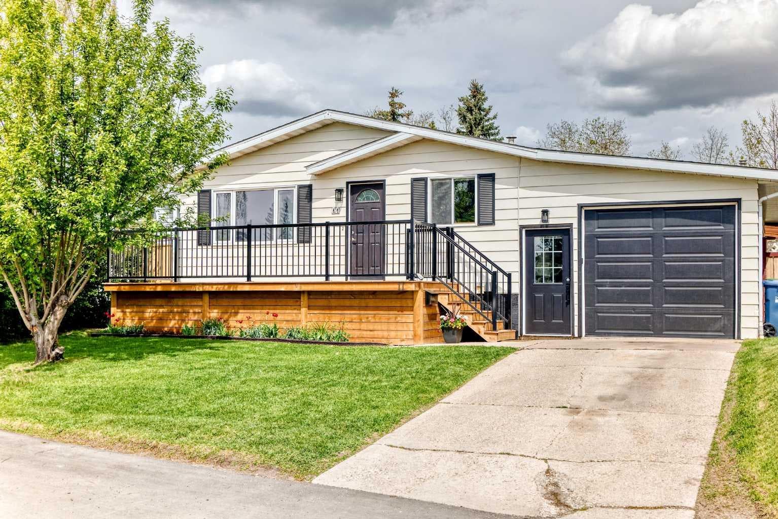 11 Huntstrom Place NE — photo 1