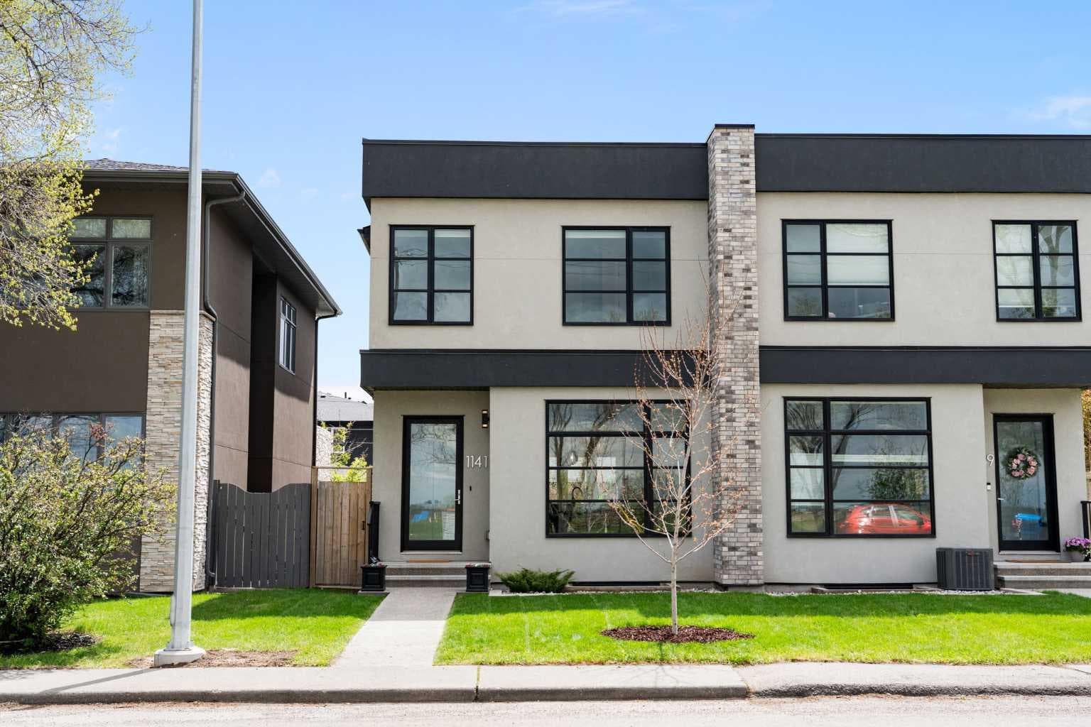 1141 Renfrew Drive NE — photo 1