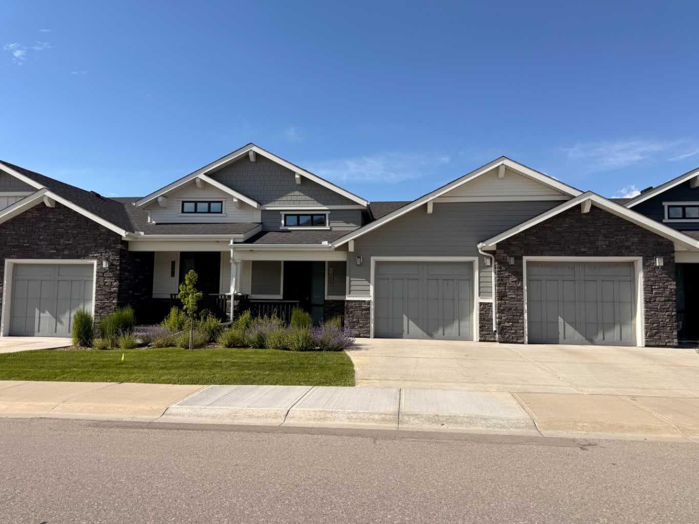 12572 Crestmont Boulevard SW — photo 1