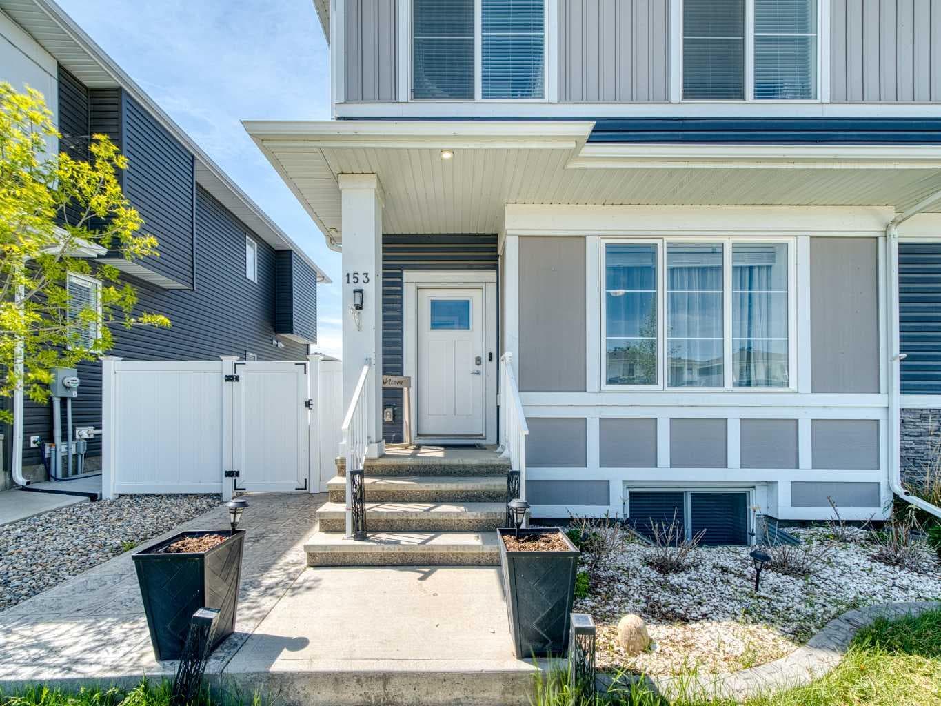 153 Chelsea Drive — photo 2