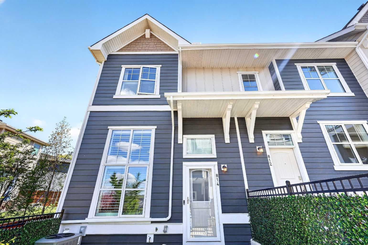 814 Cranbrook Walk SE — photo 4