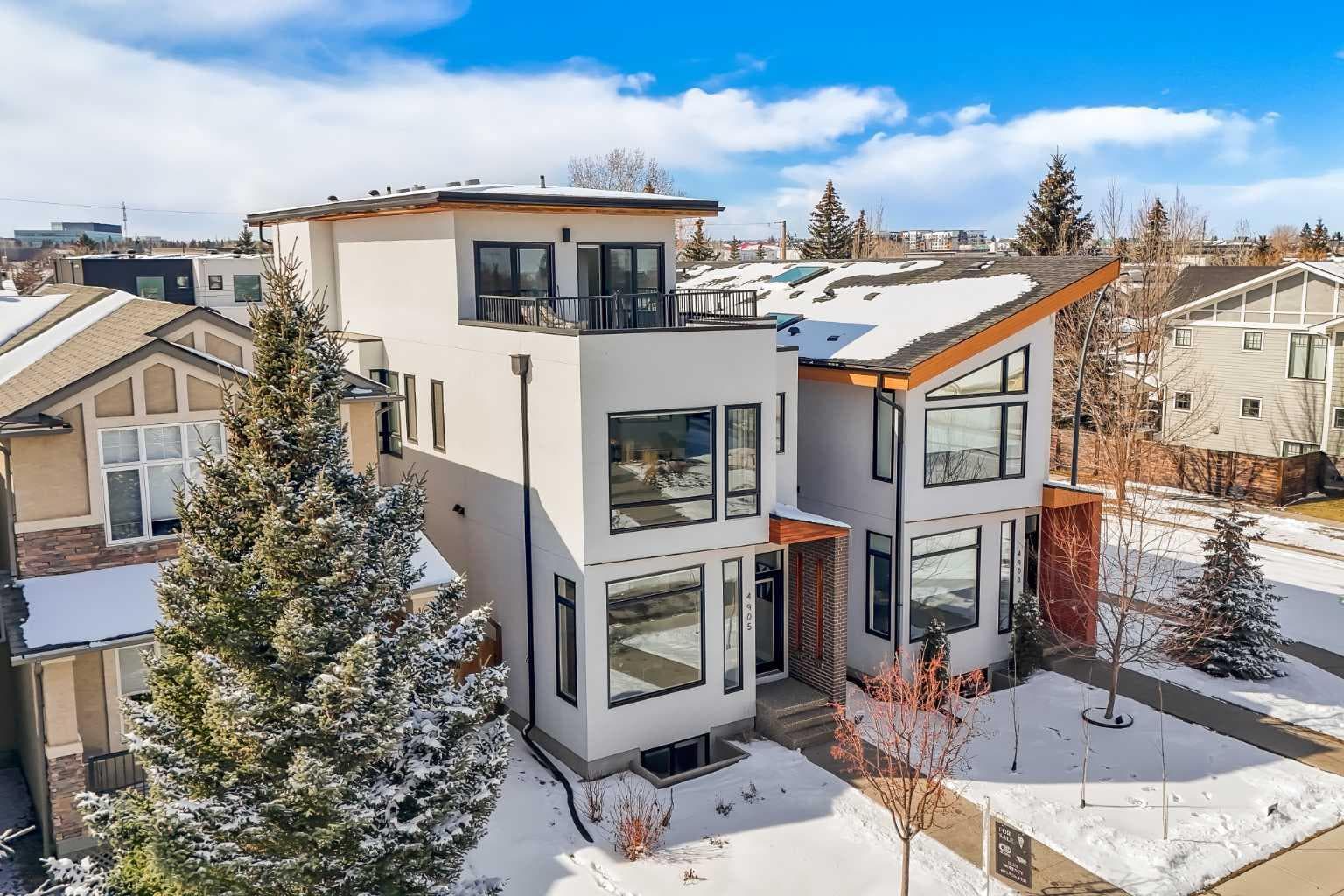 4905 21 Street SW — photo 1