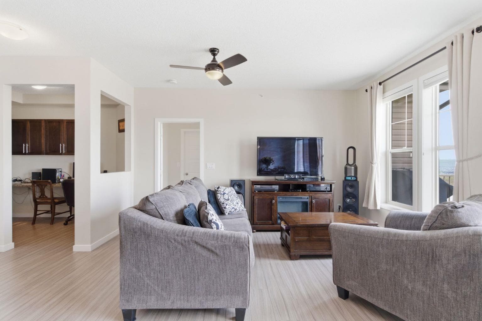 408, 207 Sunset Drive — photo 5