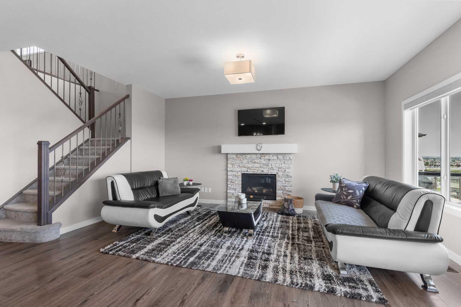 247 Hillcrest Heights SW — photo 3