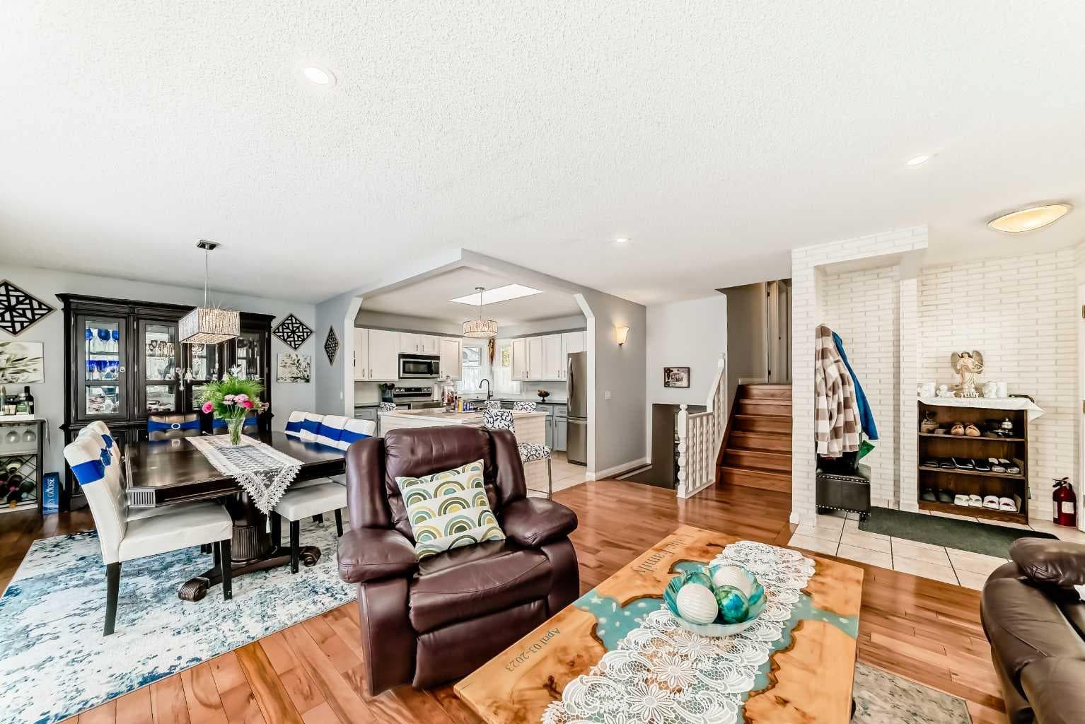 43 Beaconsfield Way NW — photo 5