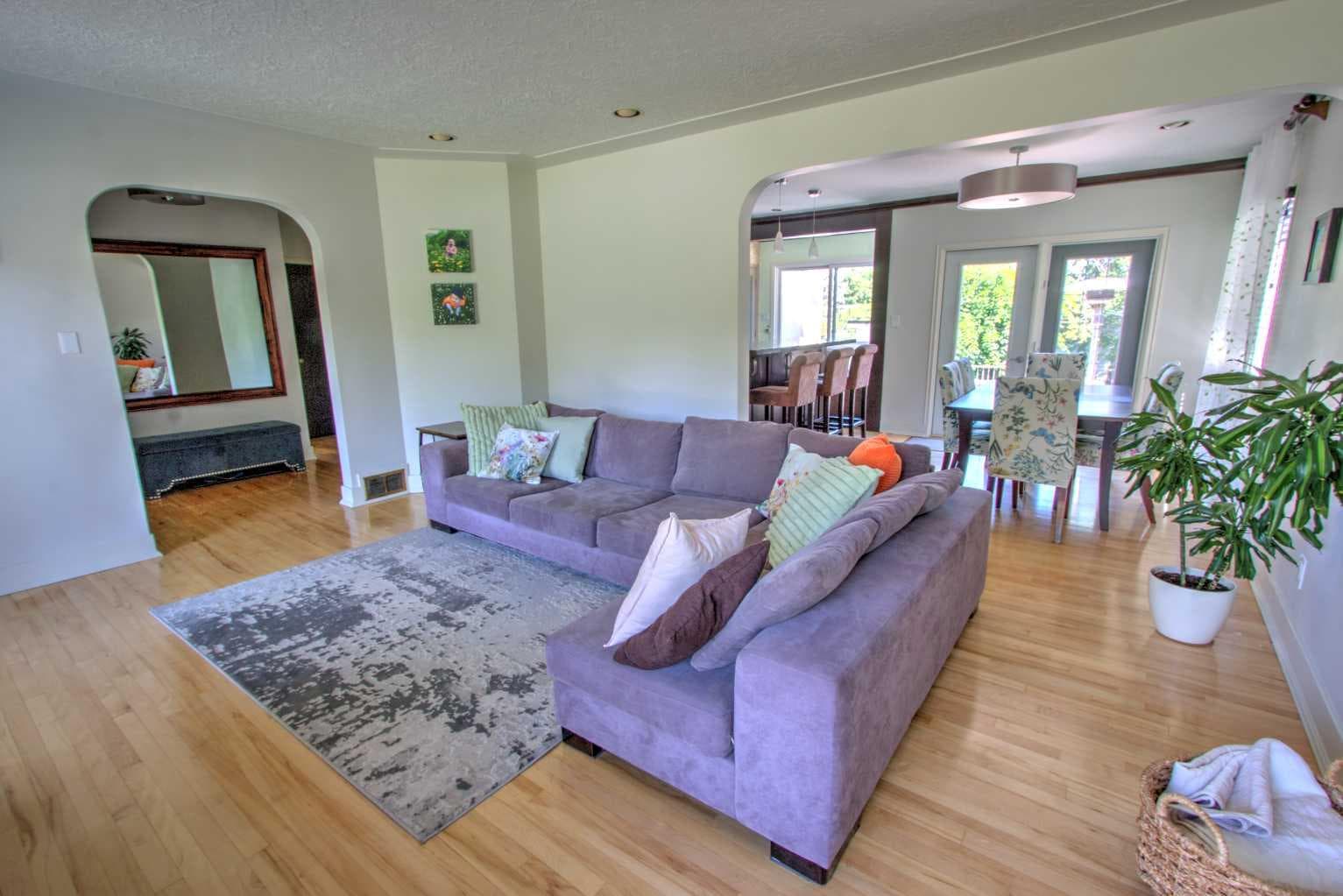 1604 Scotland Street SW — photo 3