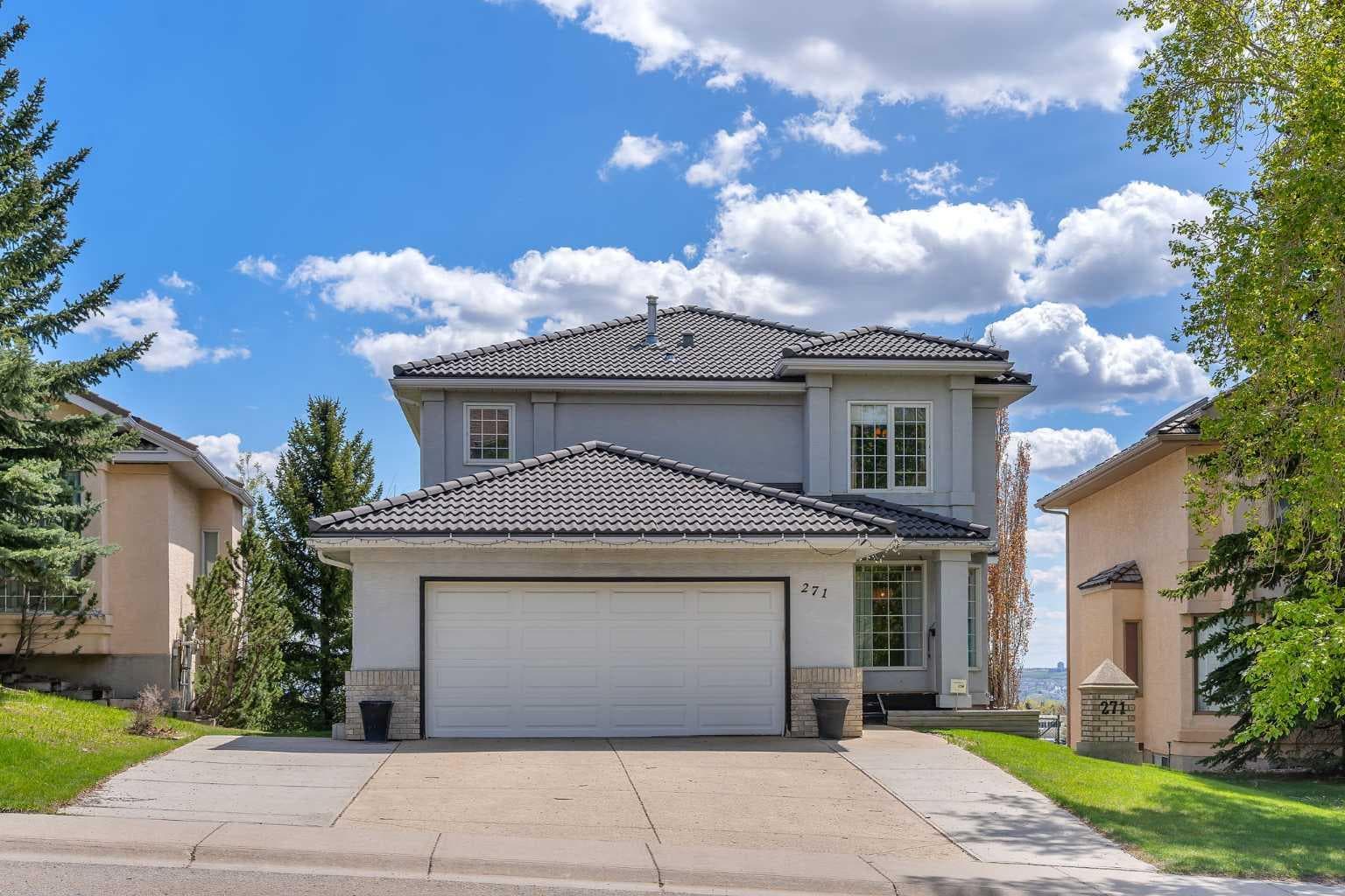 Detached in Arbour Lake