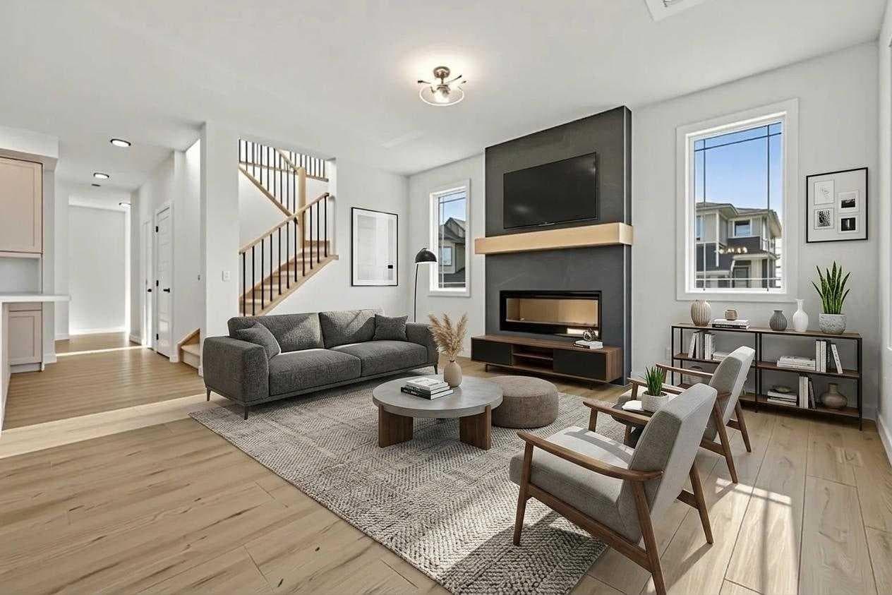 571 Buffaloberry Manor SE — photo 4