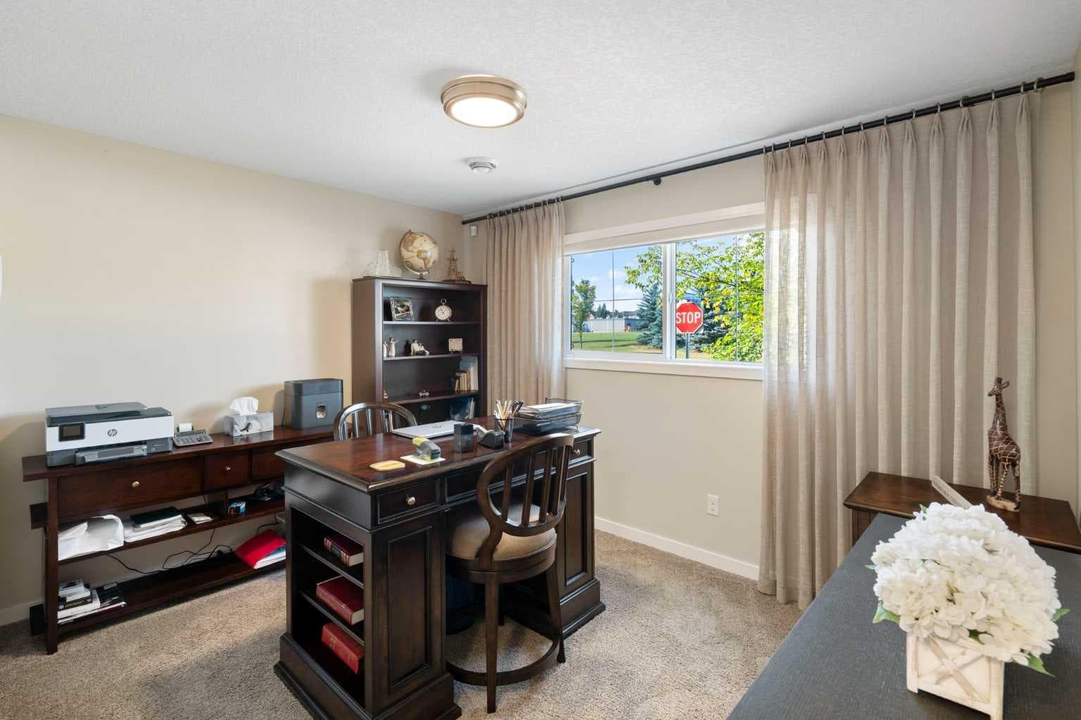 263 Mahogany Way SE — photo 3