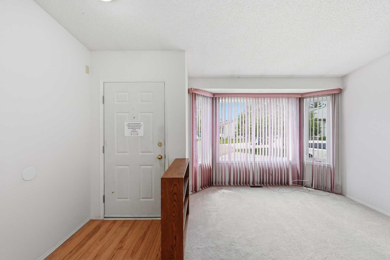 60 Rundlelawn Green NE — photo 5