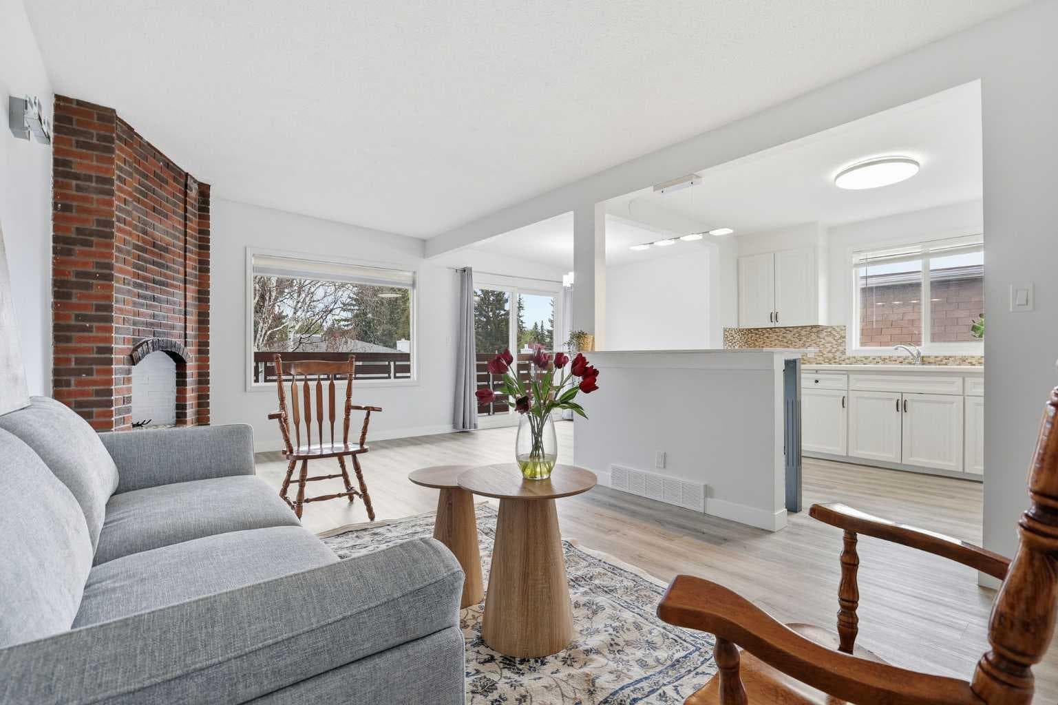 5407 Dalrymple Crescent NW — photo 4