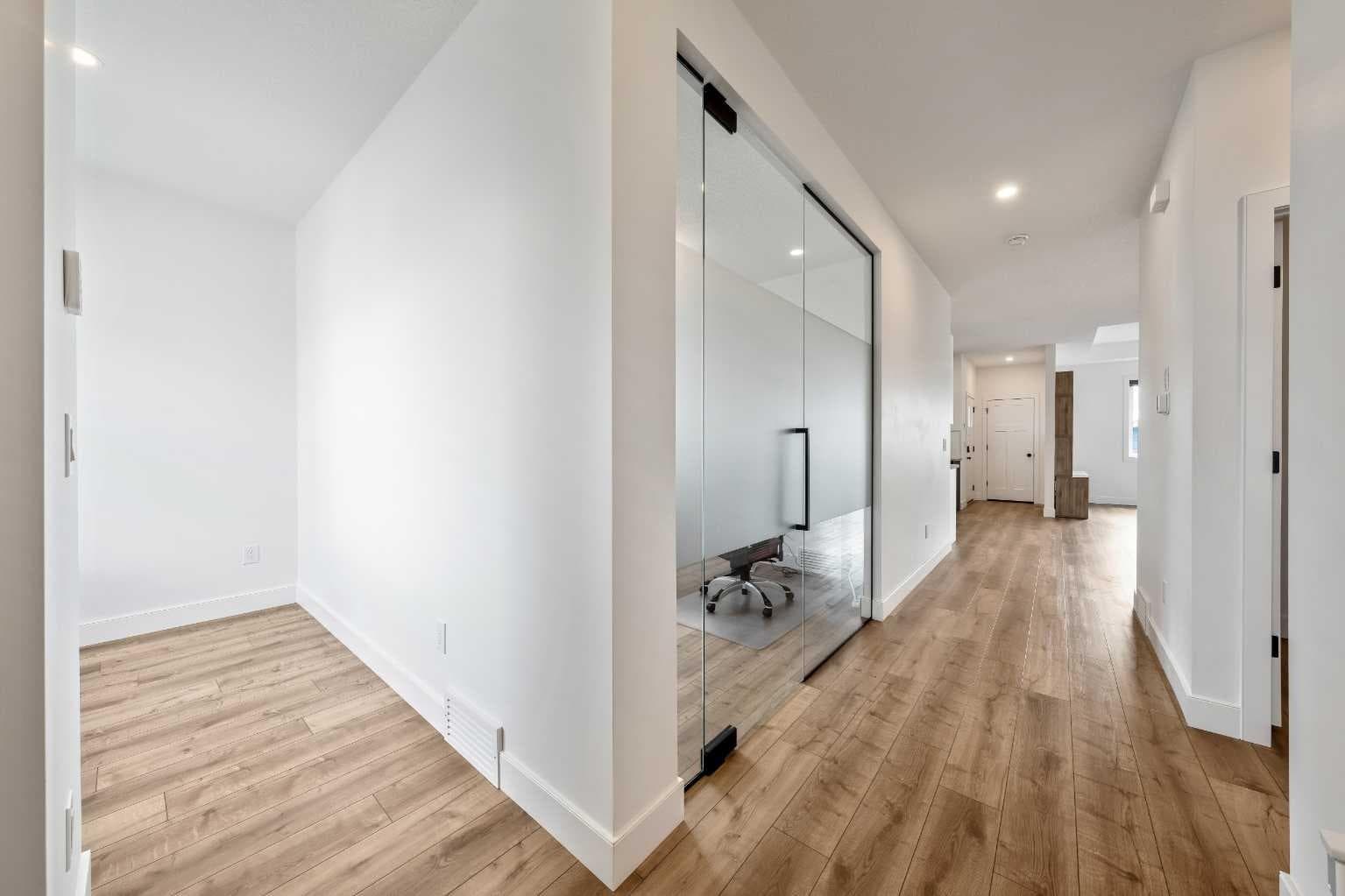 23 31 Avenue SW — photo 4