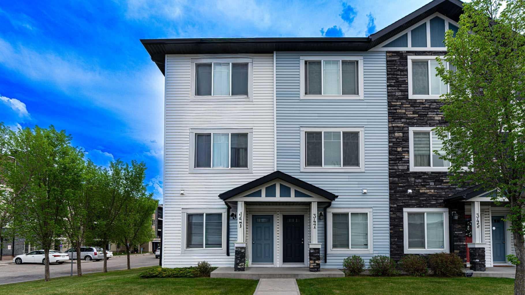 347 Taralake Way NE — photo 1
