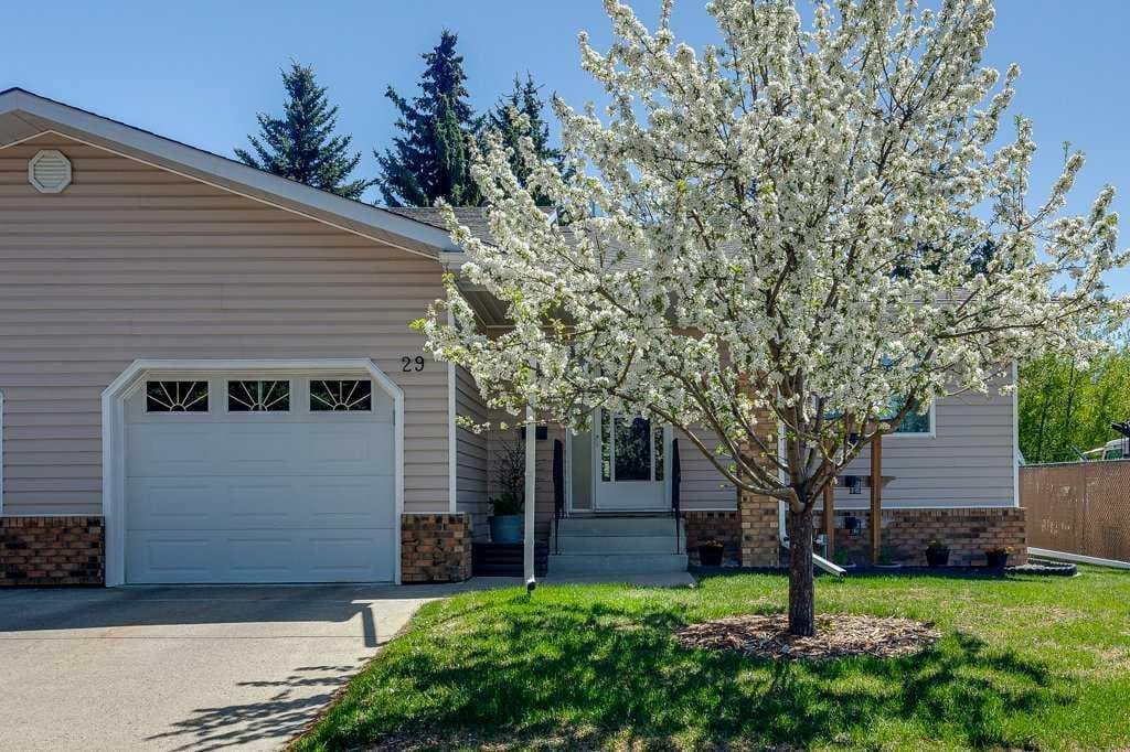 Semi Detached (Half Duplex) in Bower