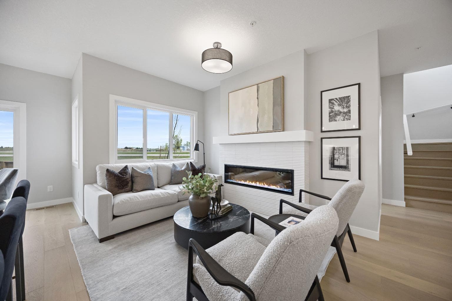 150 Prince Crescent — photo 3