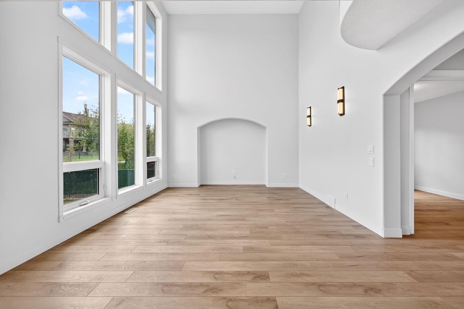 240 Cove Drive — photo 4