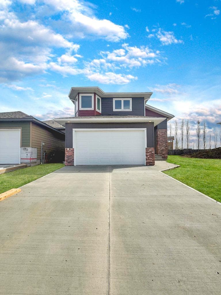 220 Greenwood Road — photo 1