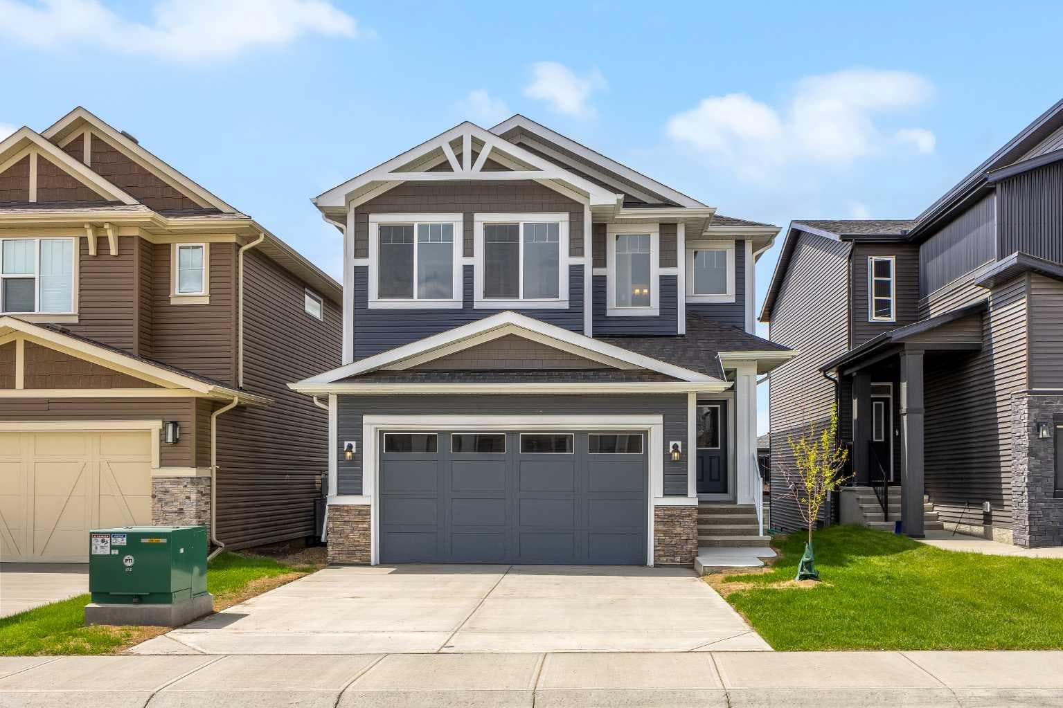74 Lucas Place NW — photo 1