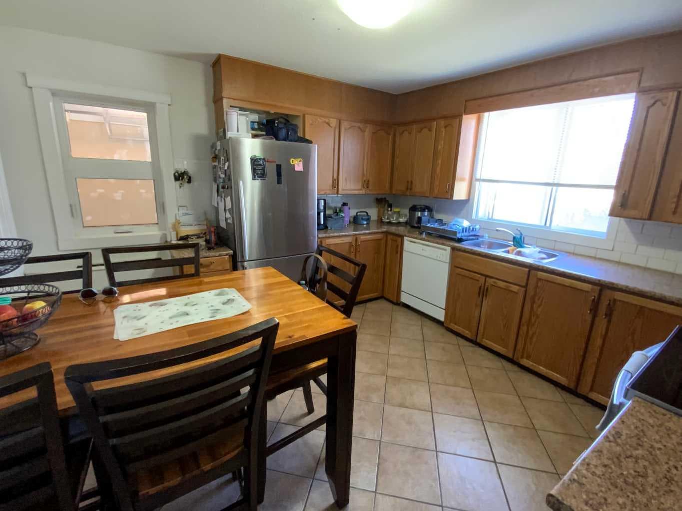 422 Arena Avenue — photo 2