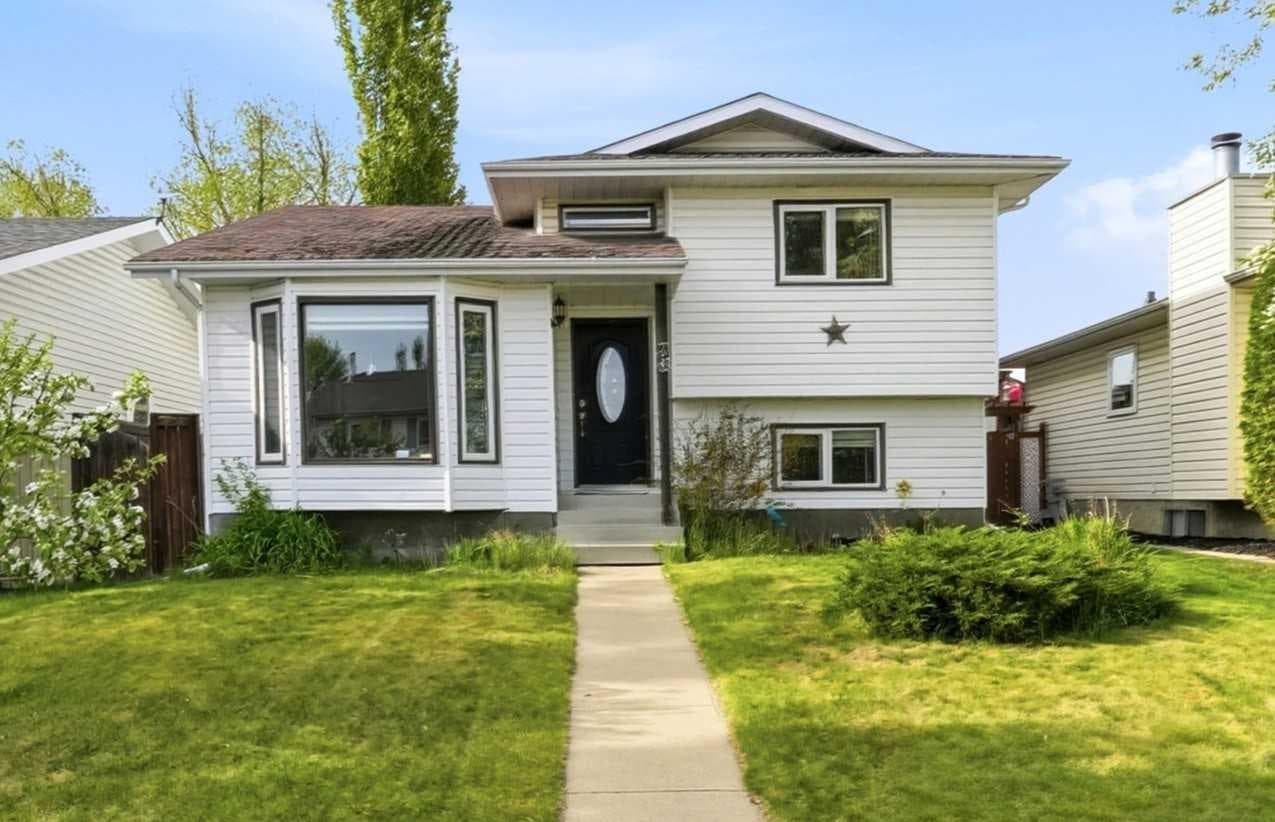 76 Dixon Crescent — photo 1