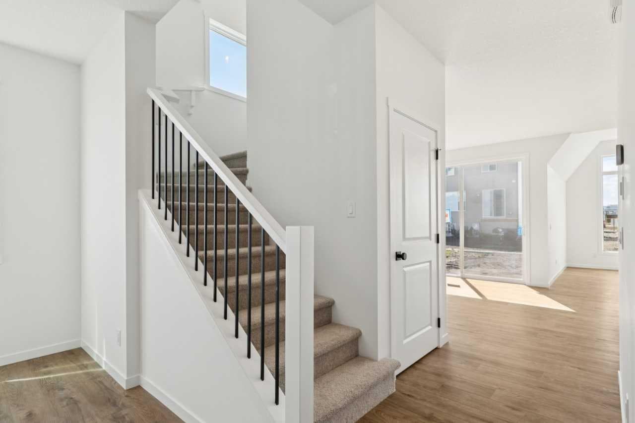 93 Bartlett Way SE — photo 4