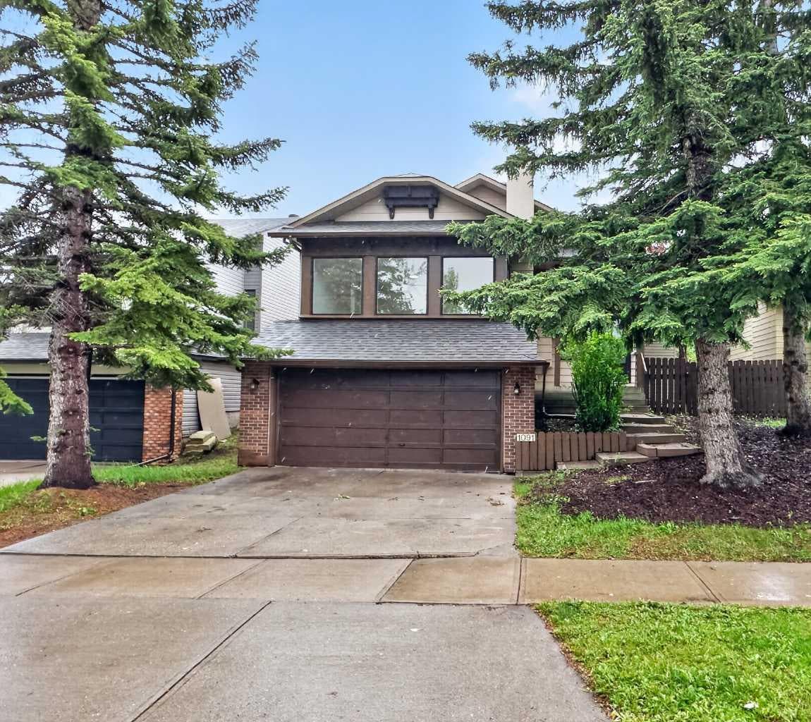 Detached in Beddington Heights