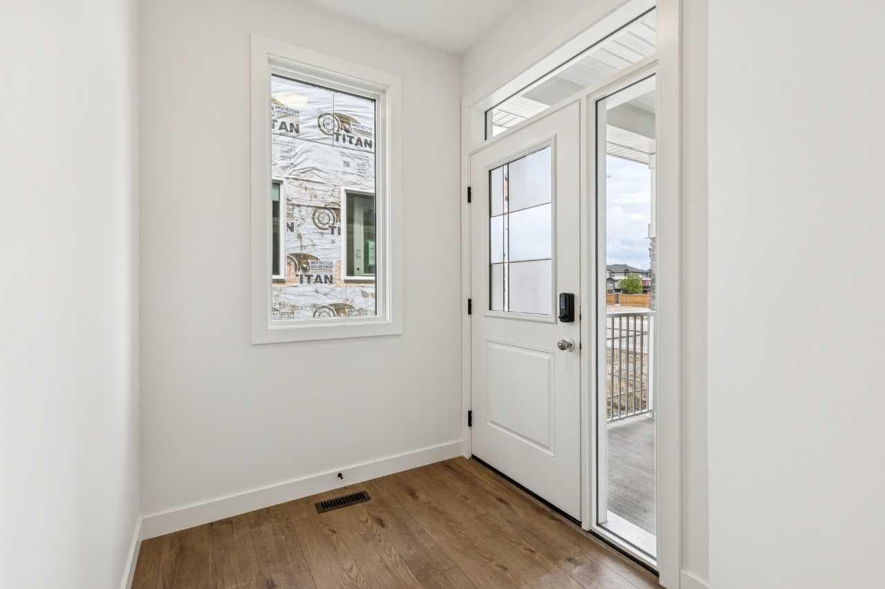 55 Bridgeport Circle — photo 3