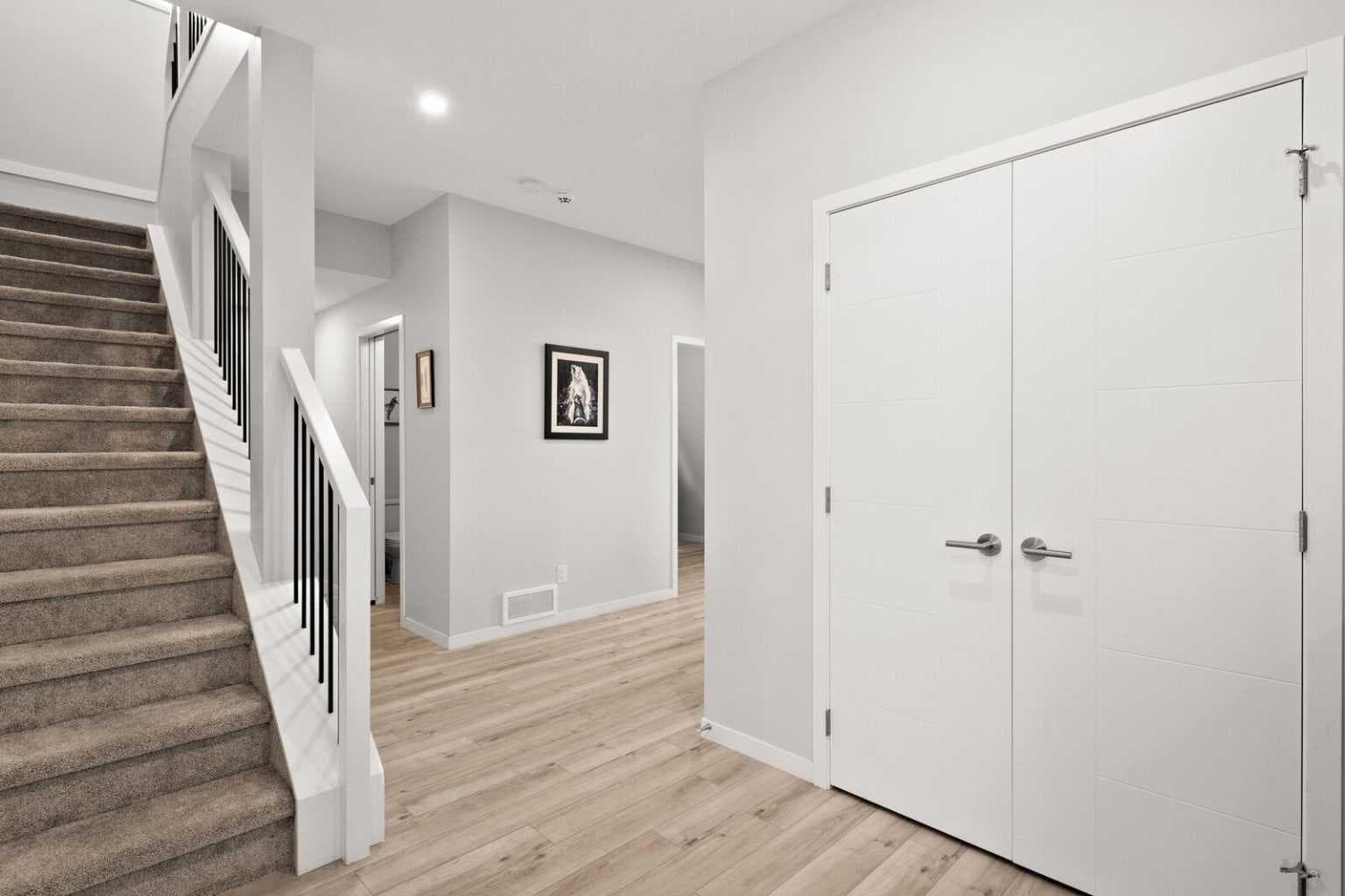 1107 Copperfield Boulevard SE — photo 3