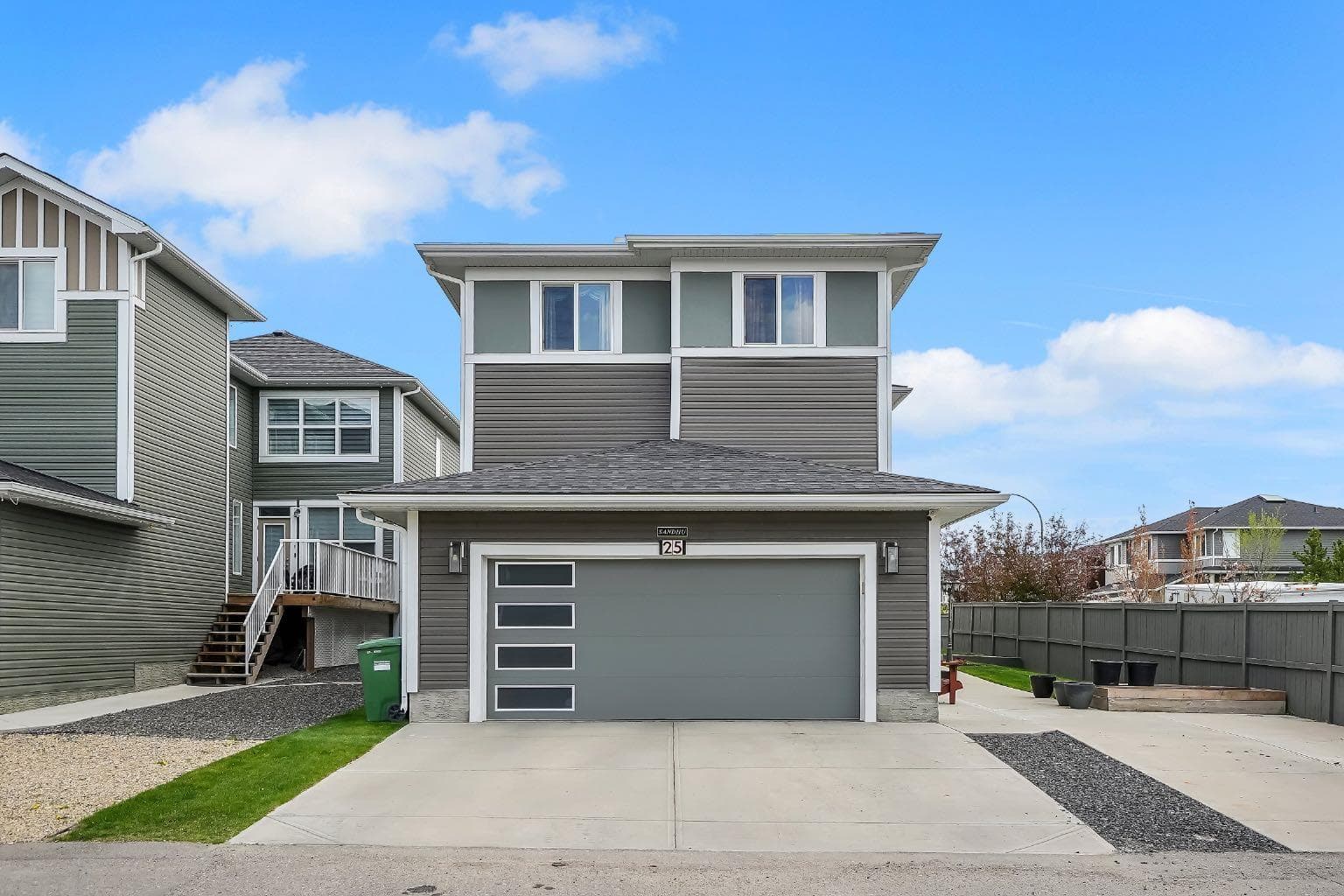 Detached in Redstone