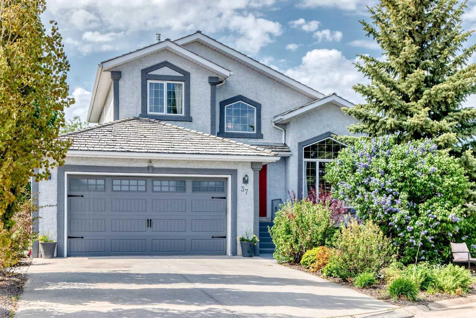 37 LAKESIDE GREENS Close — photo 1