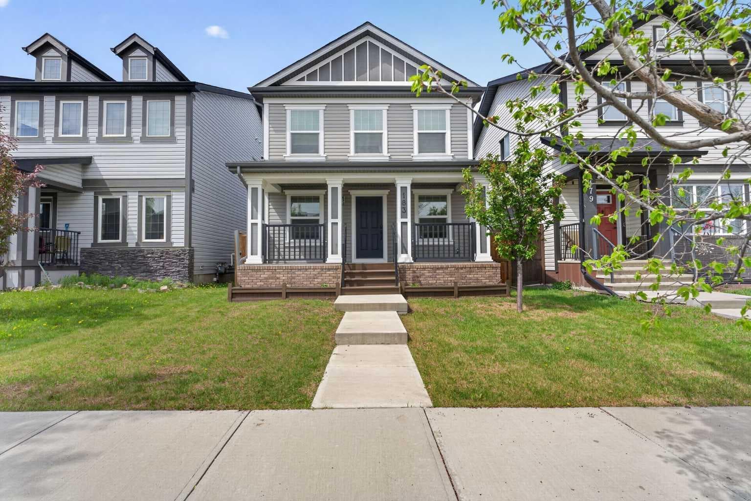 183 Copperpond Street SE — photo 1
