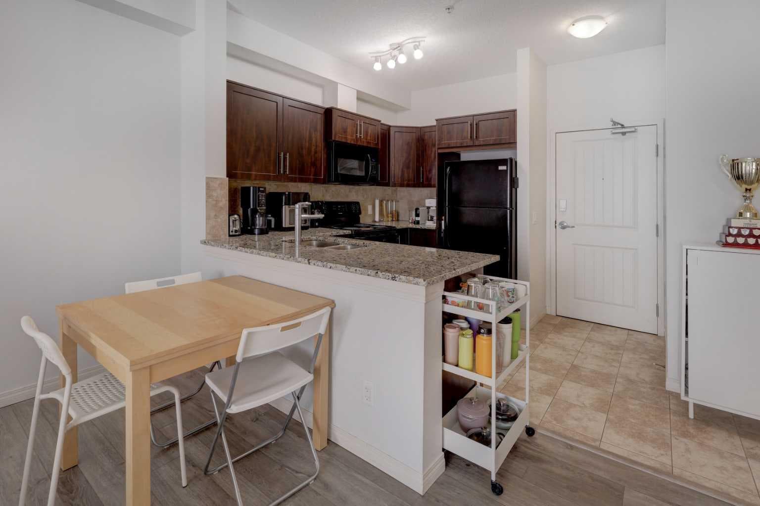 1218, 1540 Sherwood Boulevard NW — photo 3
