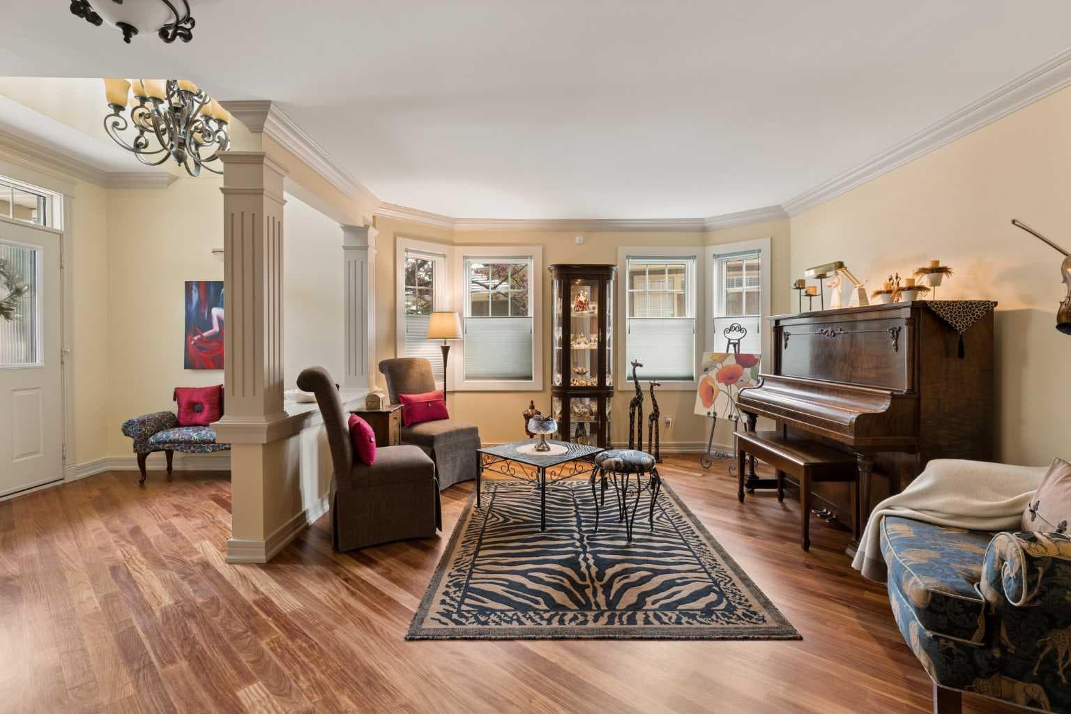 206 Paliswood Park SW — photo 3