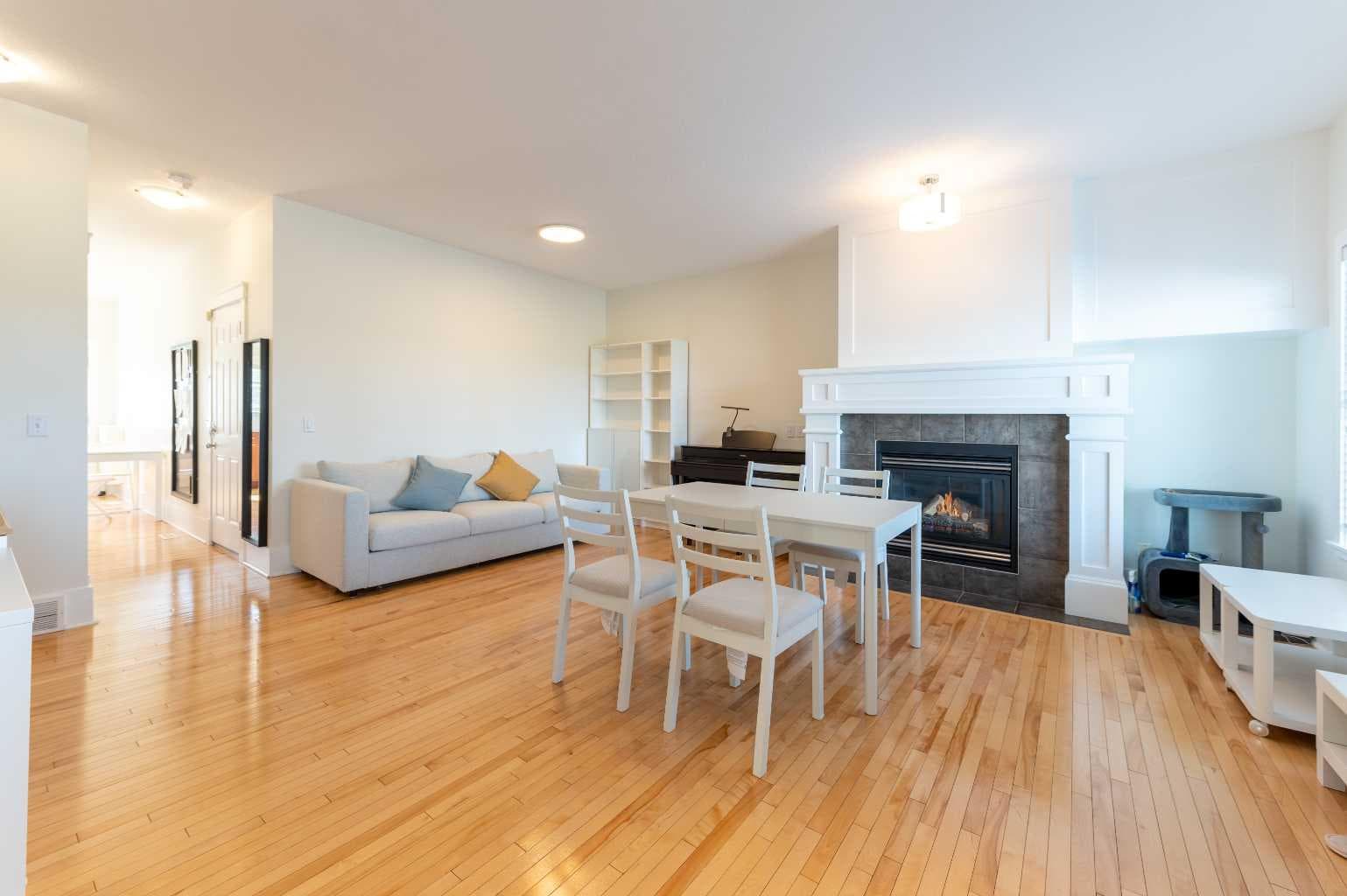 1024 Wentworth Rise SW — photo 4