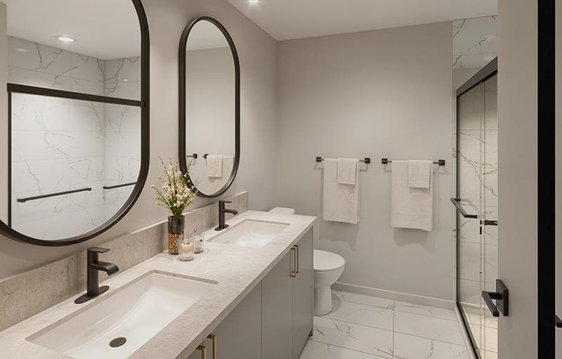 202, 1155 Livingston View NE — photo 4