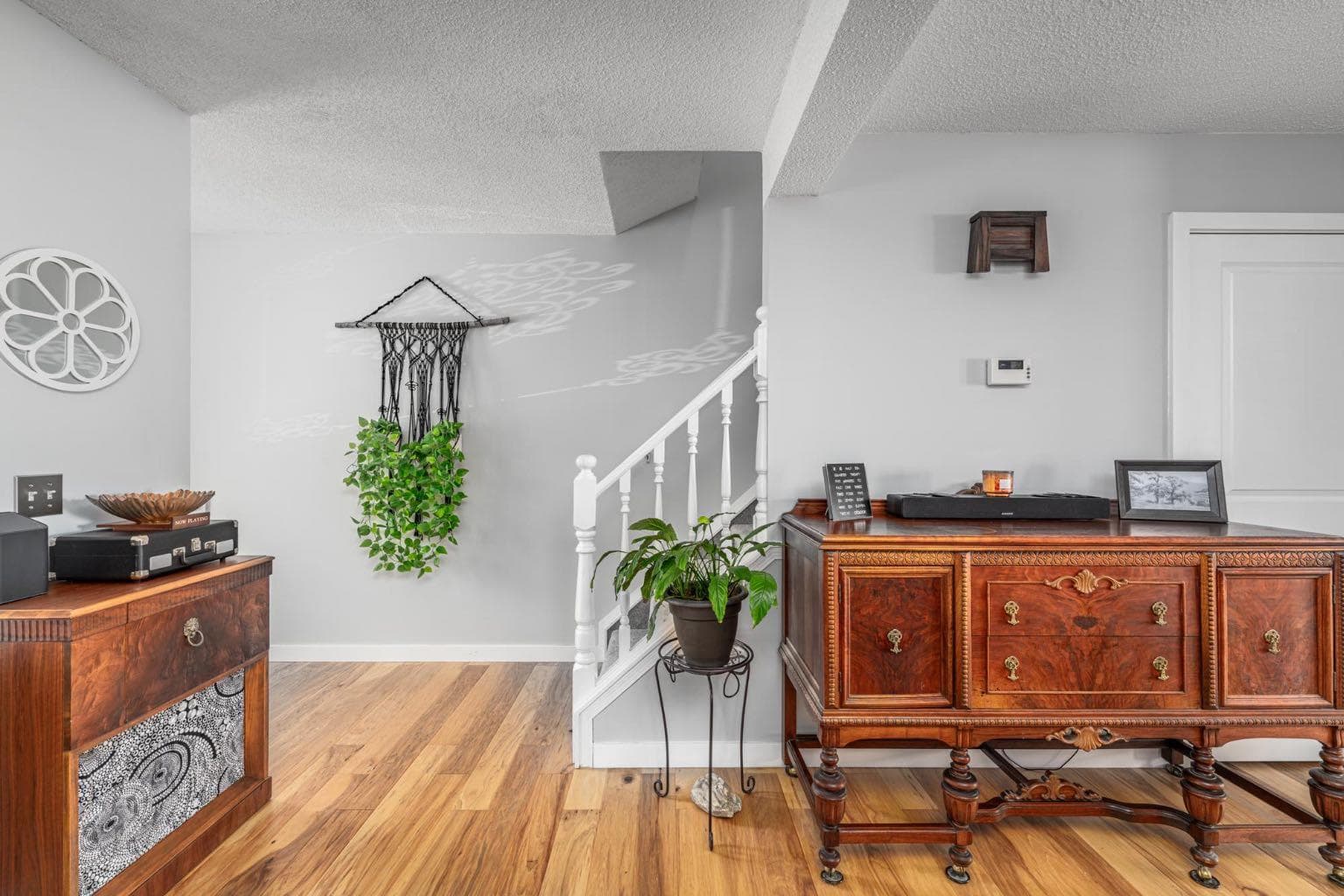 105 Bedford Manor NE — photo 4