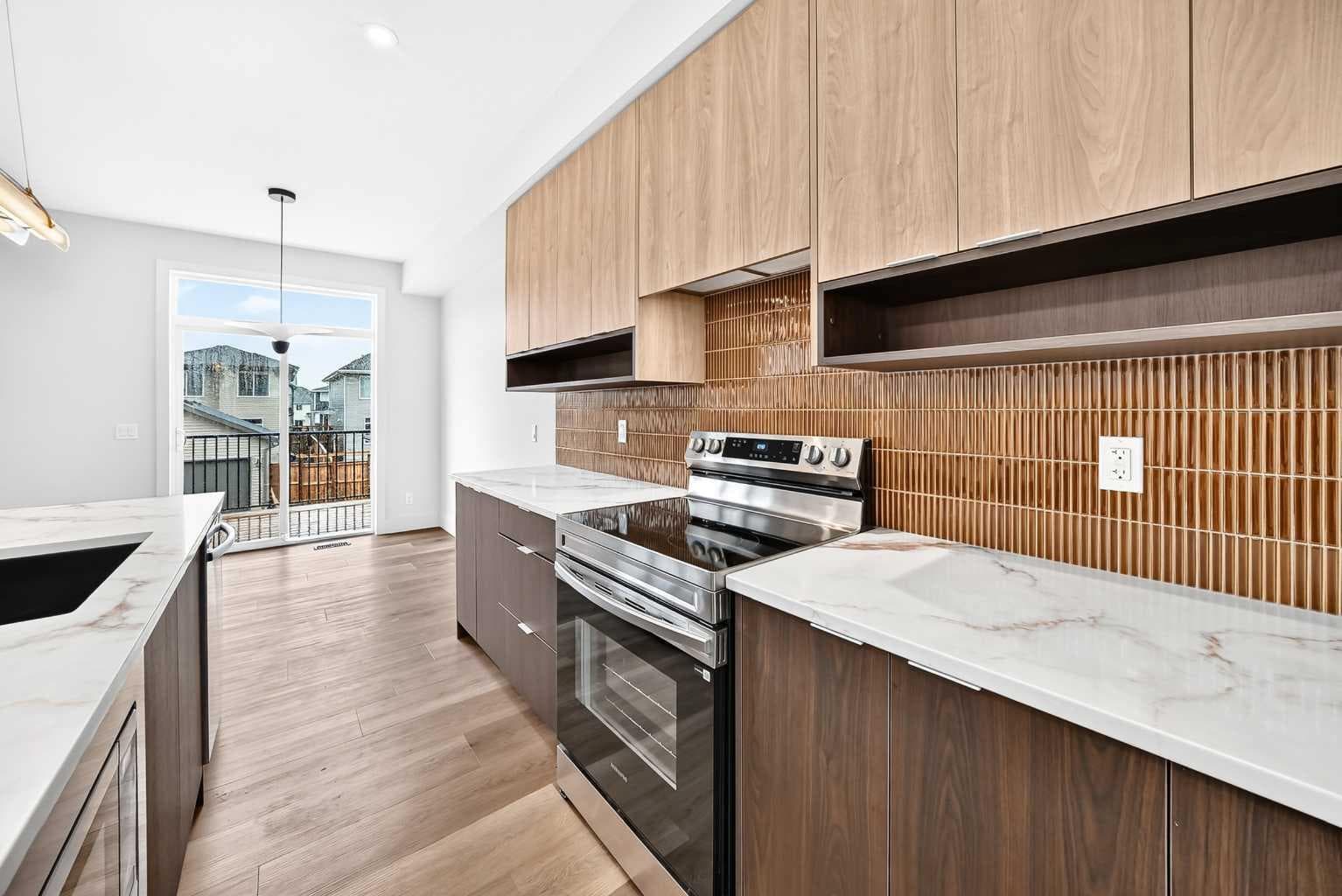 226 Greystone Boulevard — photo 2