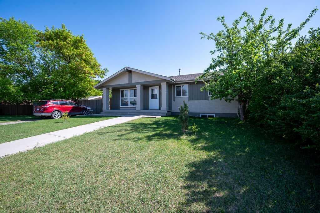 139 Maitland Road NE — photo 3