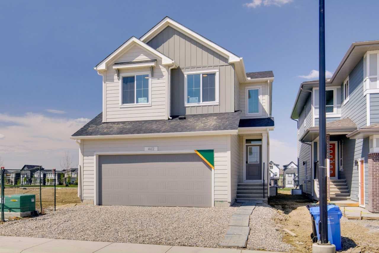 462 Bighorn Avenue SW — photo 2