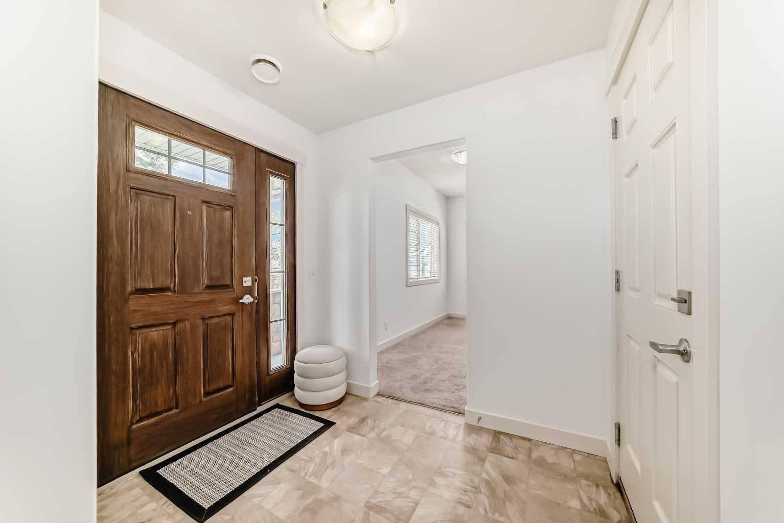 310 Skyview Ranch Grove NE — photo 4