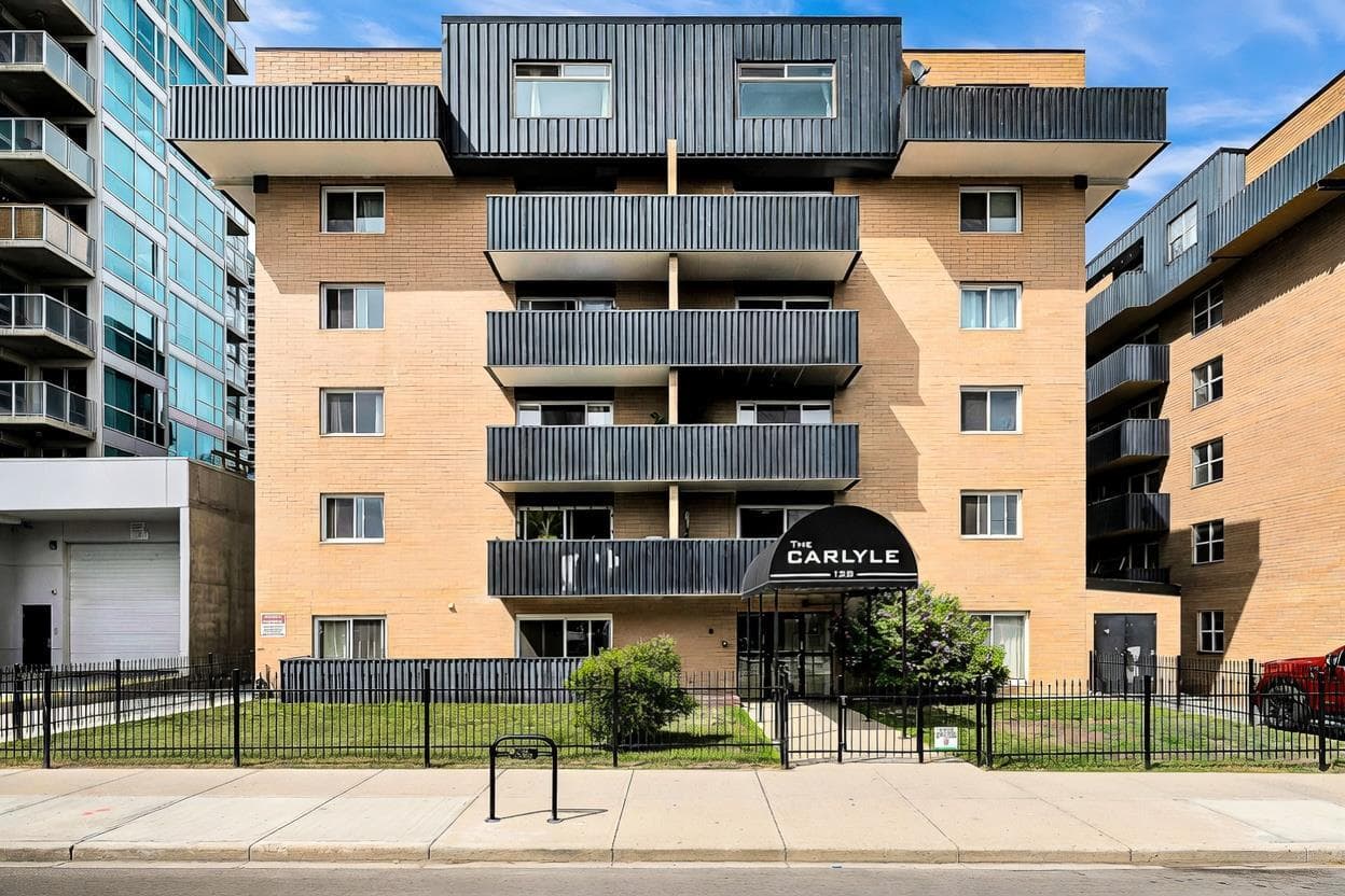 605, 128 15 Avenue SW — photo 2