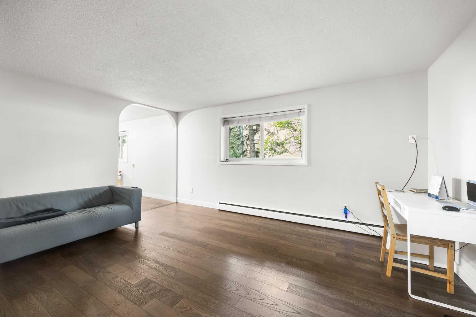 101, 3103 Blakiston Drive NW — photo 3