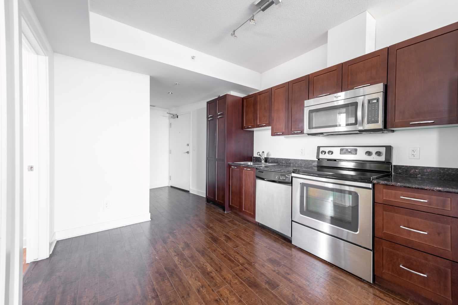 1307, 3830 Brentwood Road NW — photo 3