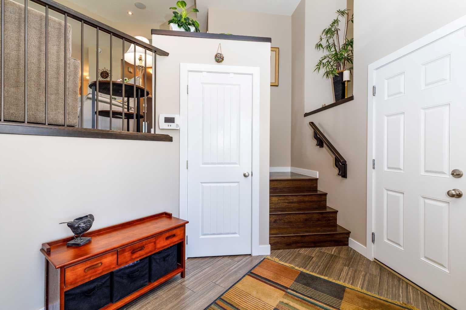 39 THOMPSON Crescent — photo 4