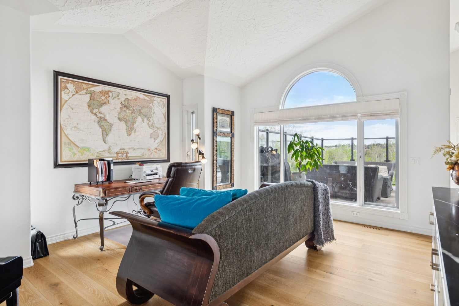 84 EDENSTONE Way NW — photo 5