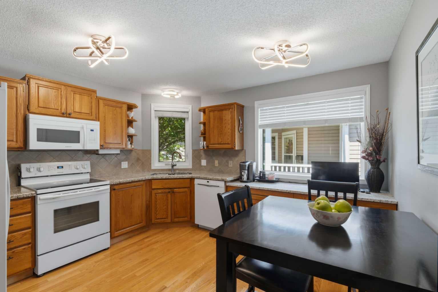 42 Douglasbank Gardens SE — photo 5