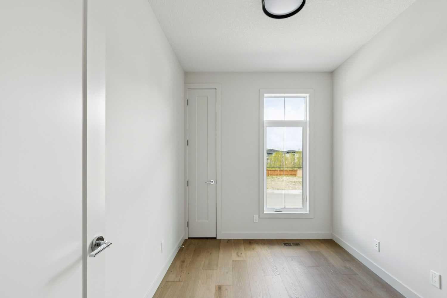 2 Rock Lake View NW — photo 5