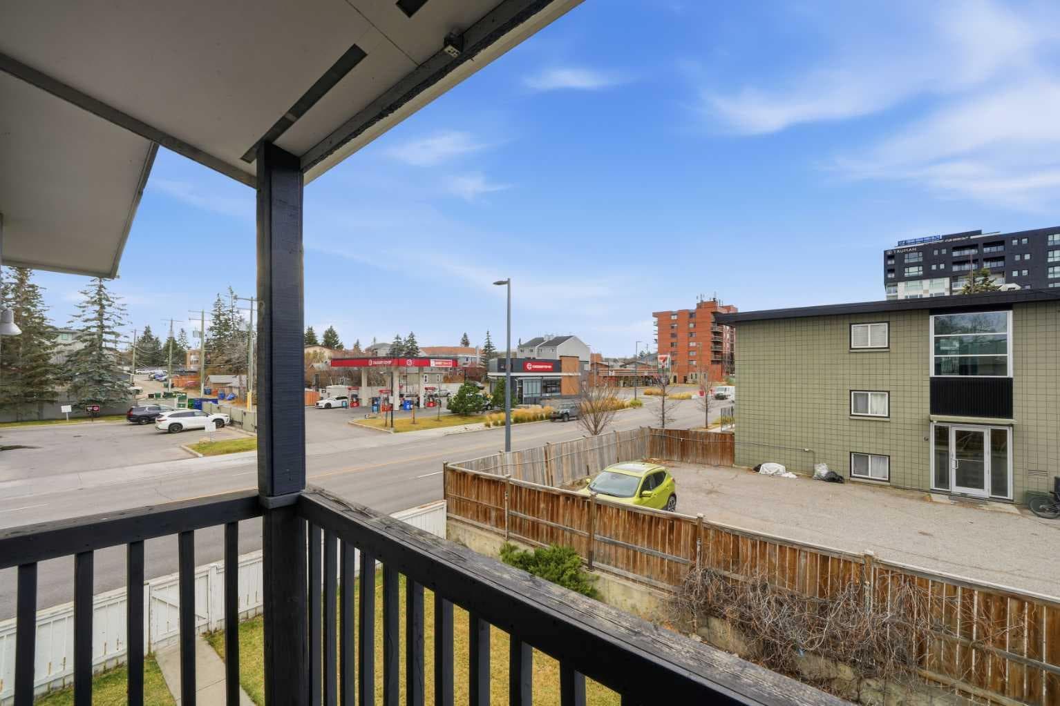 3, 2804 17 Avenue SW — photo 2
